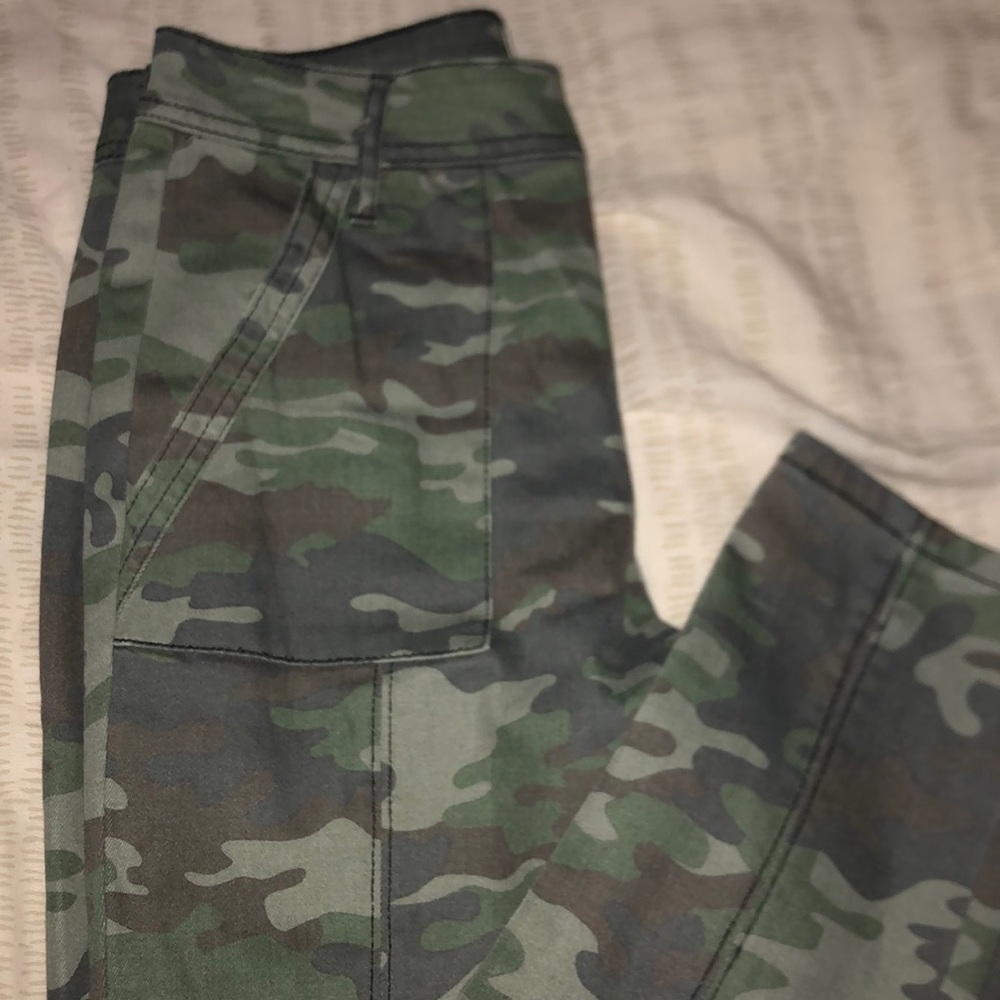 Camo jeans